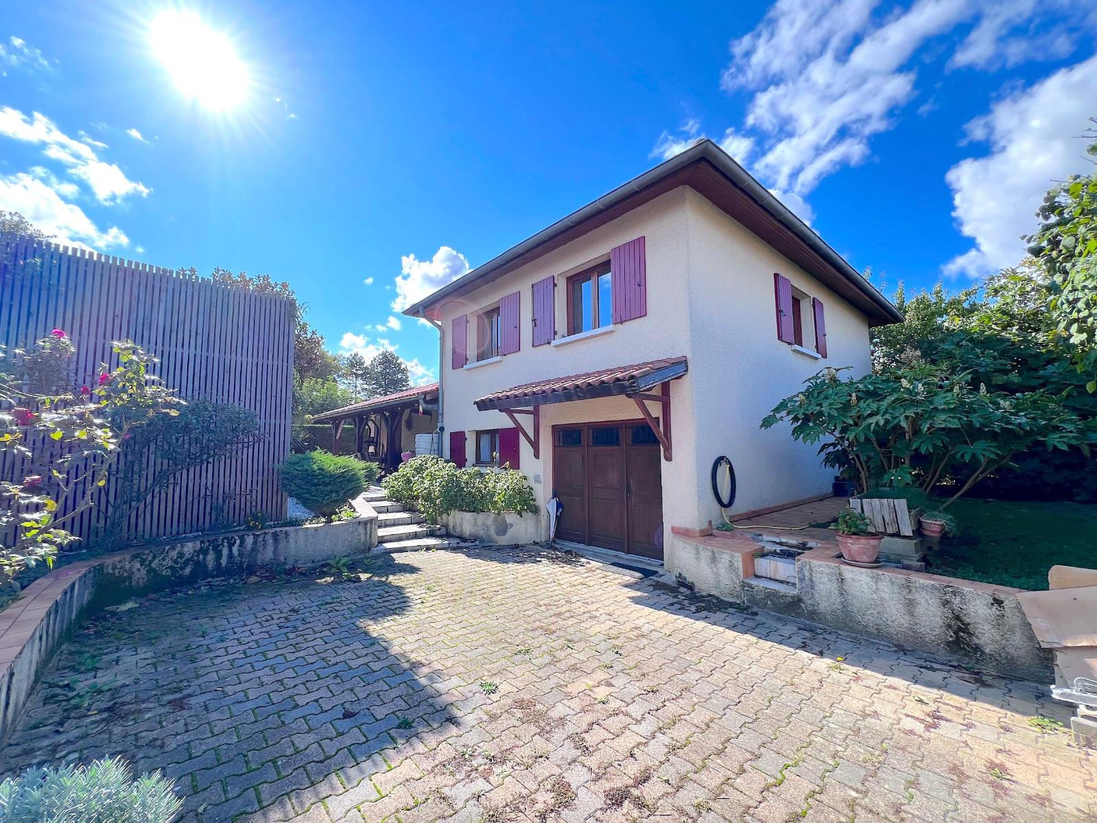 Maison de 122 m² à DECINES CHARPIEU