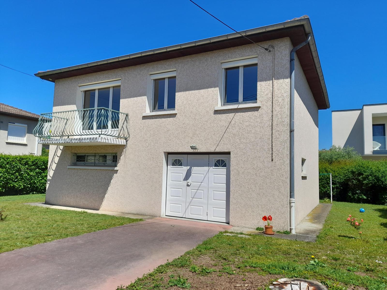 Maison de 99 m² à DECINES CHARPIEU