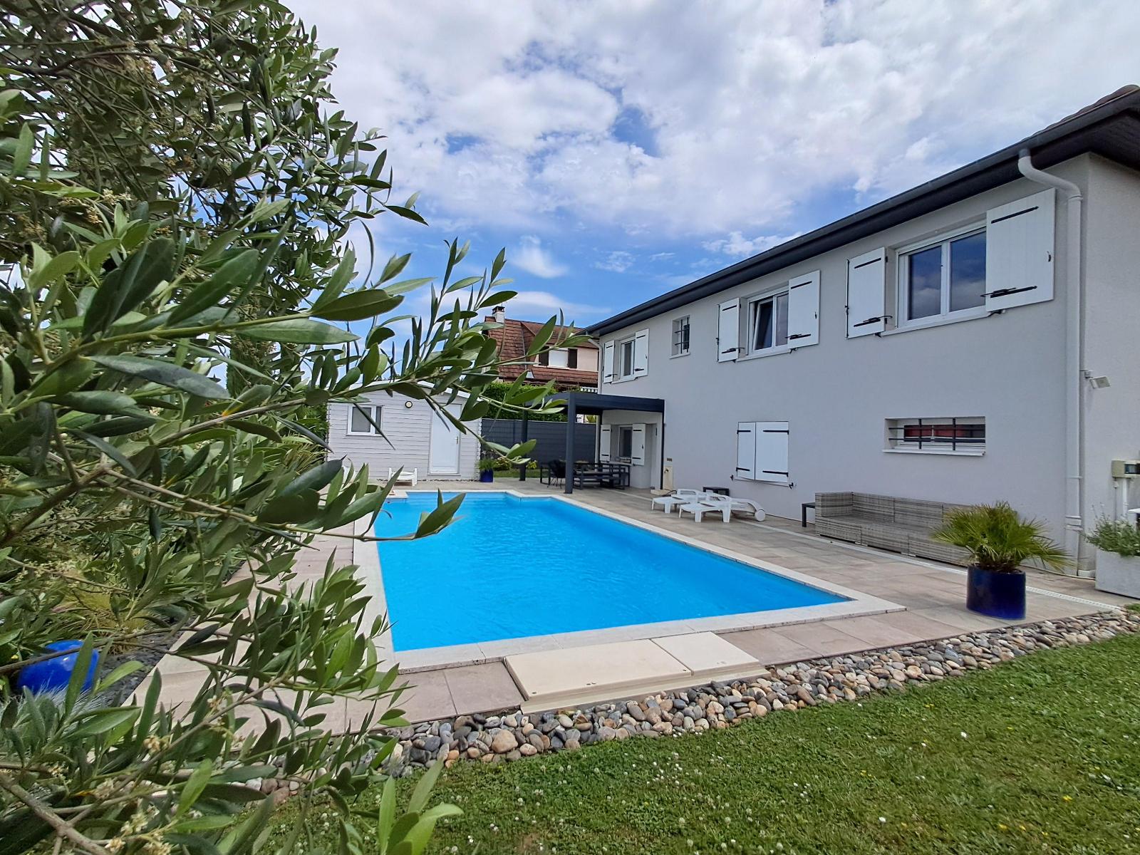 Maison de 140 m² à MEYZIEU