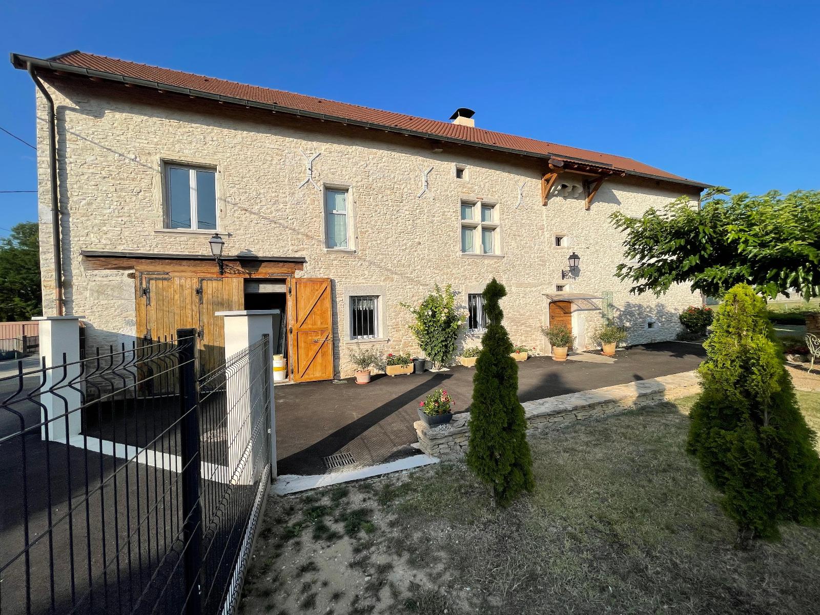 Demeure de 182 m² à ANNOISIN CHATELANS