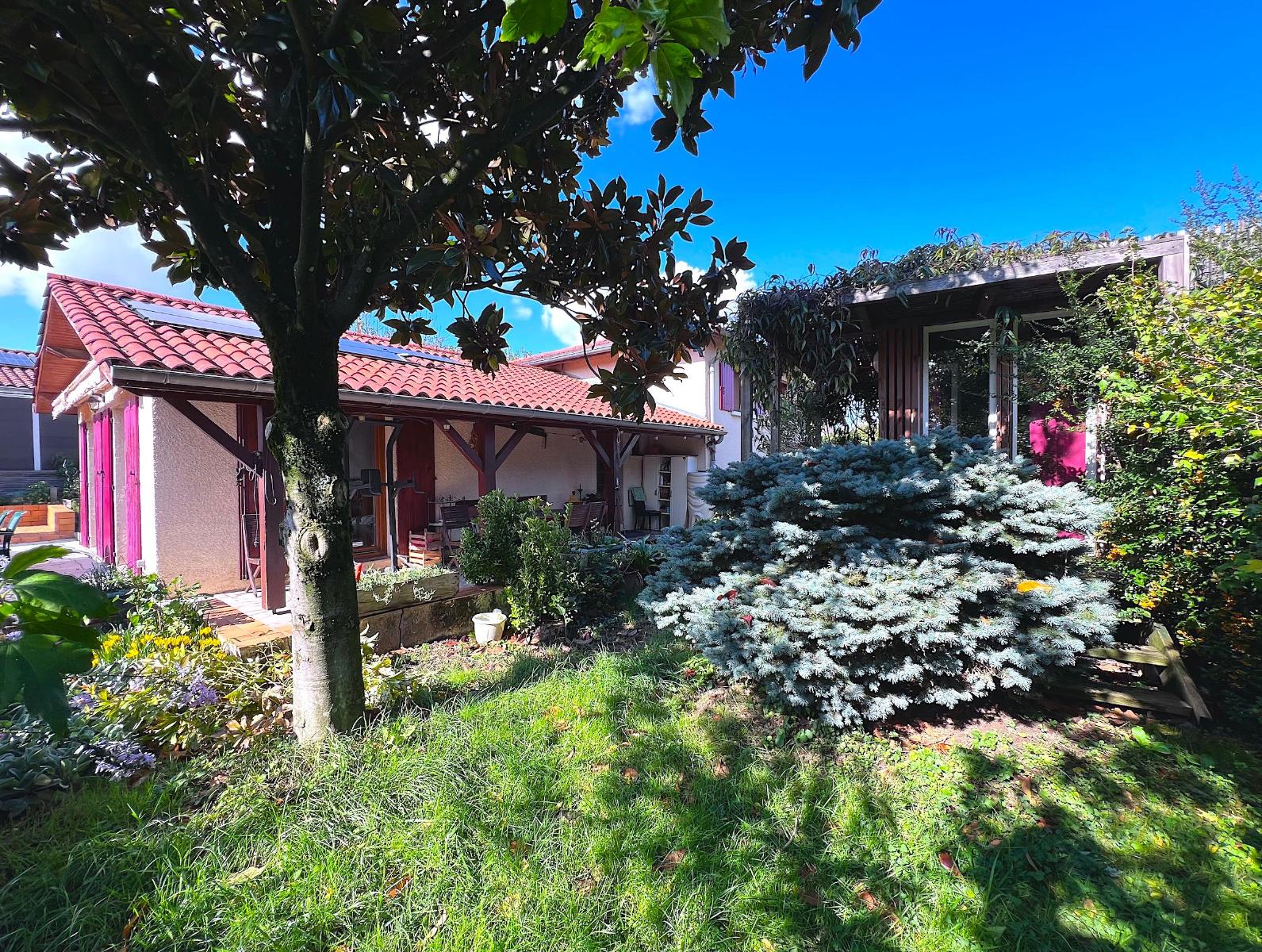 Maison de 122 m² à DECINES CHARPIEU