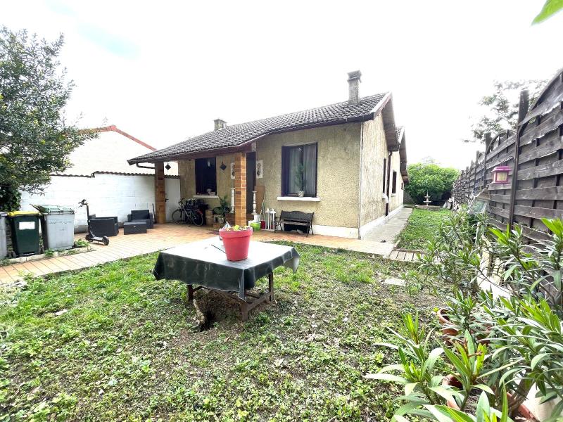 Maison de 101 m² à VAULX EN VELIN