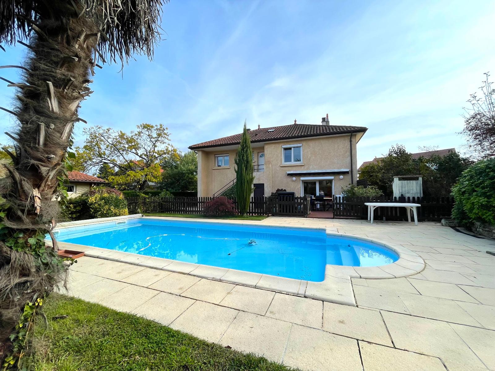 Maison de 120 m² à DECINES CHARPIEU