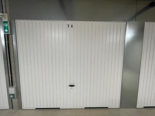 Garage / box à DECINES