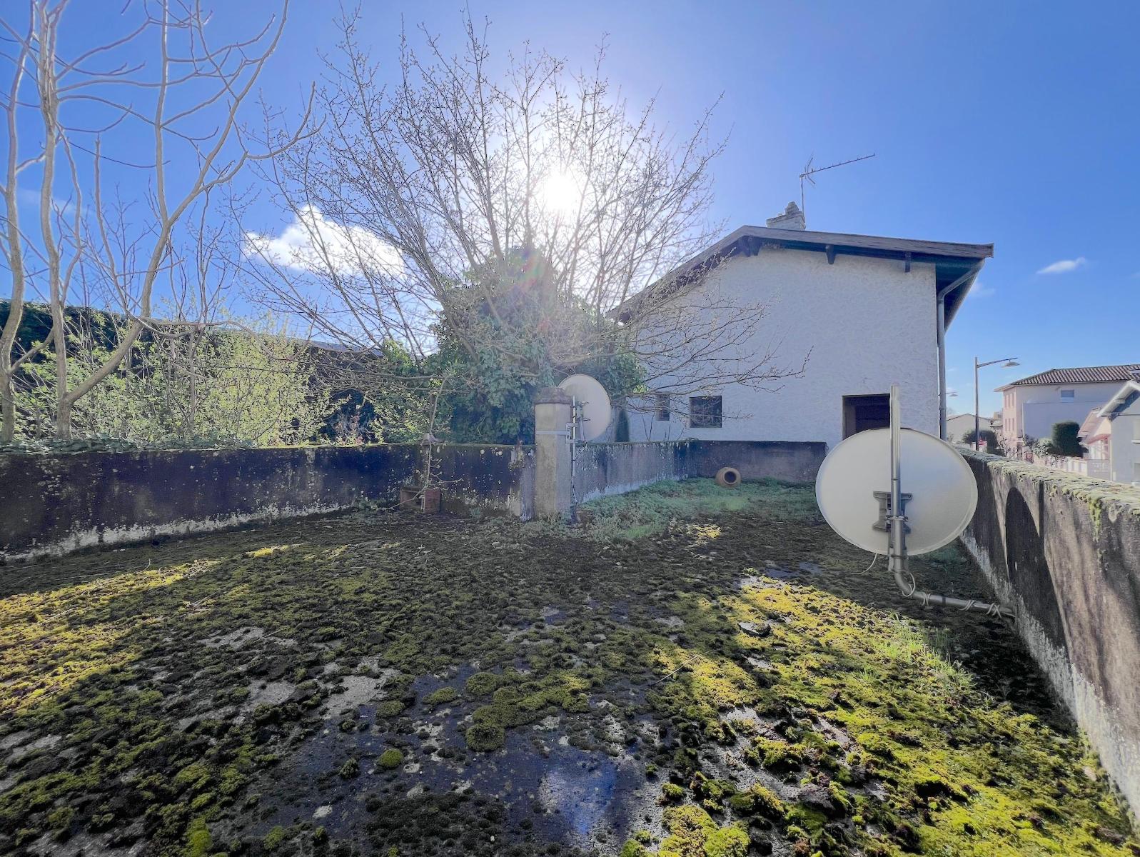 Maison de 91 m² à VAULX EN VELIN